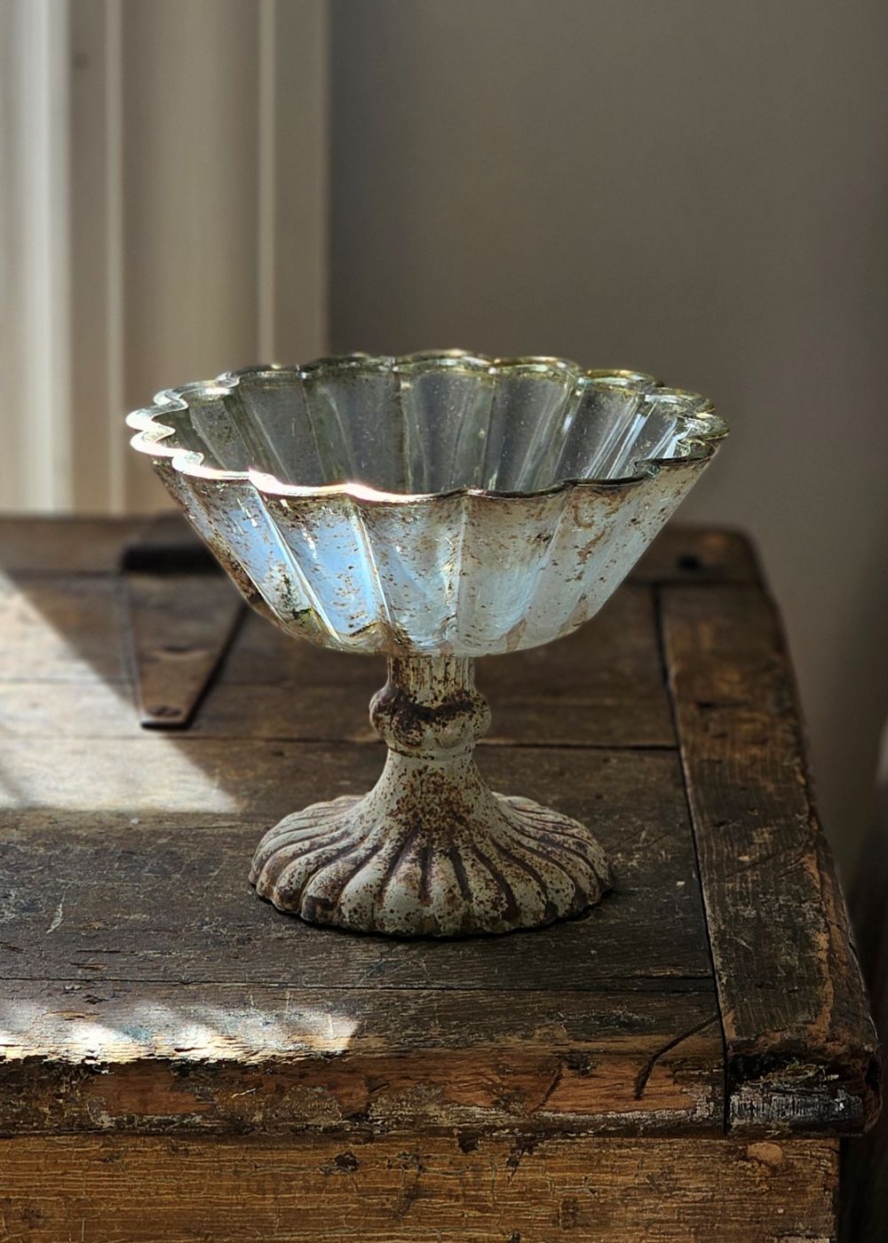 Bol sur pied effet verre de Mercure vieilli