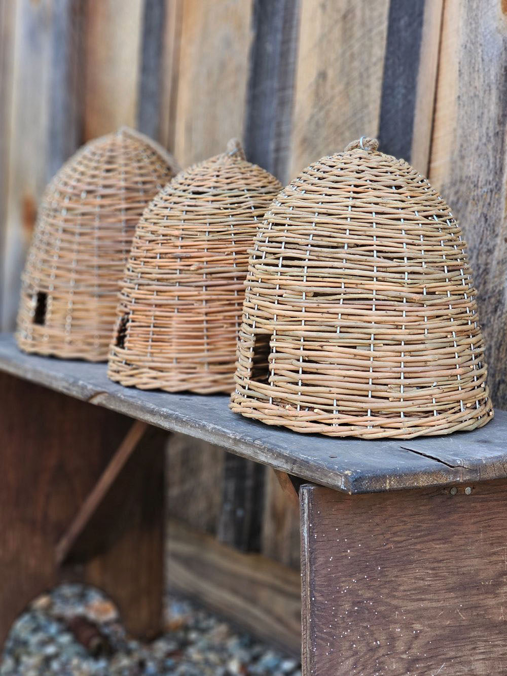 Weiden-Bienenstock aus Jute