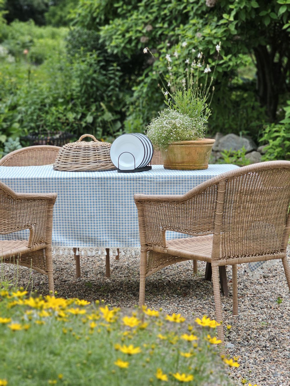 Nappe Vichy Bleu Français avec Finitions à Pompons