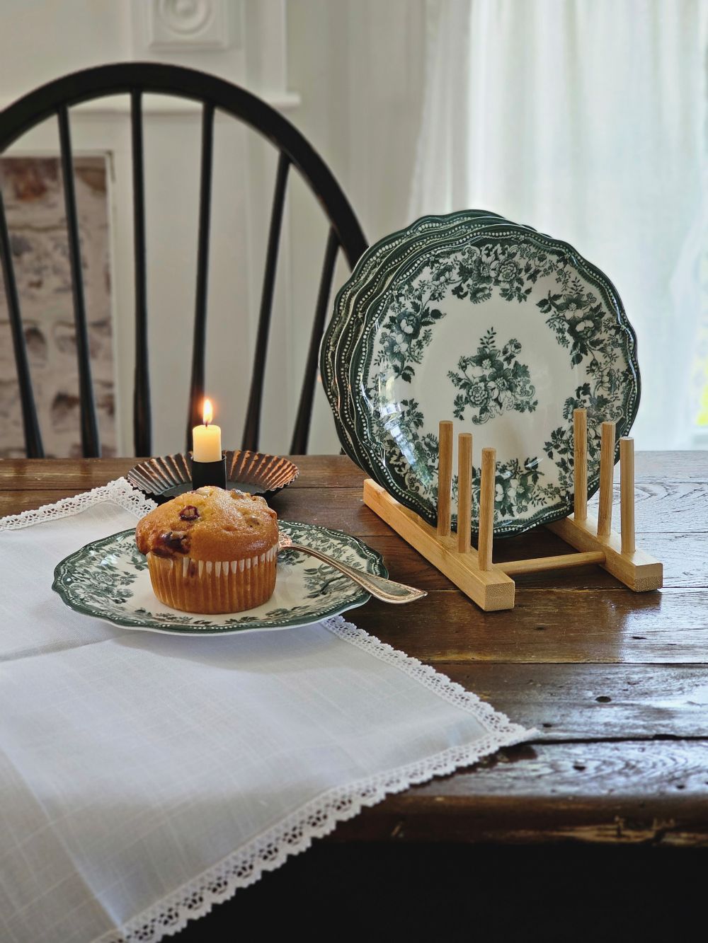 Black Wood Plate Rack