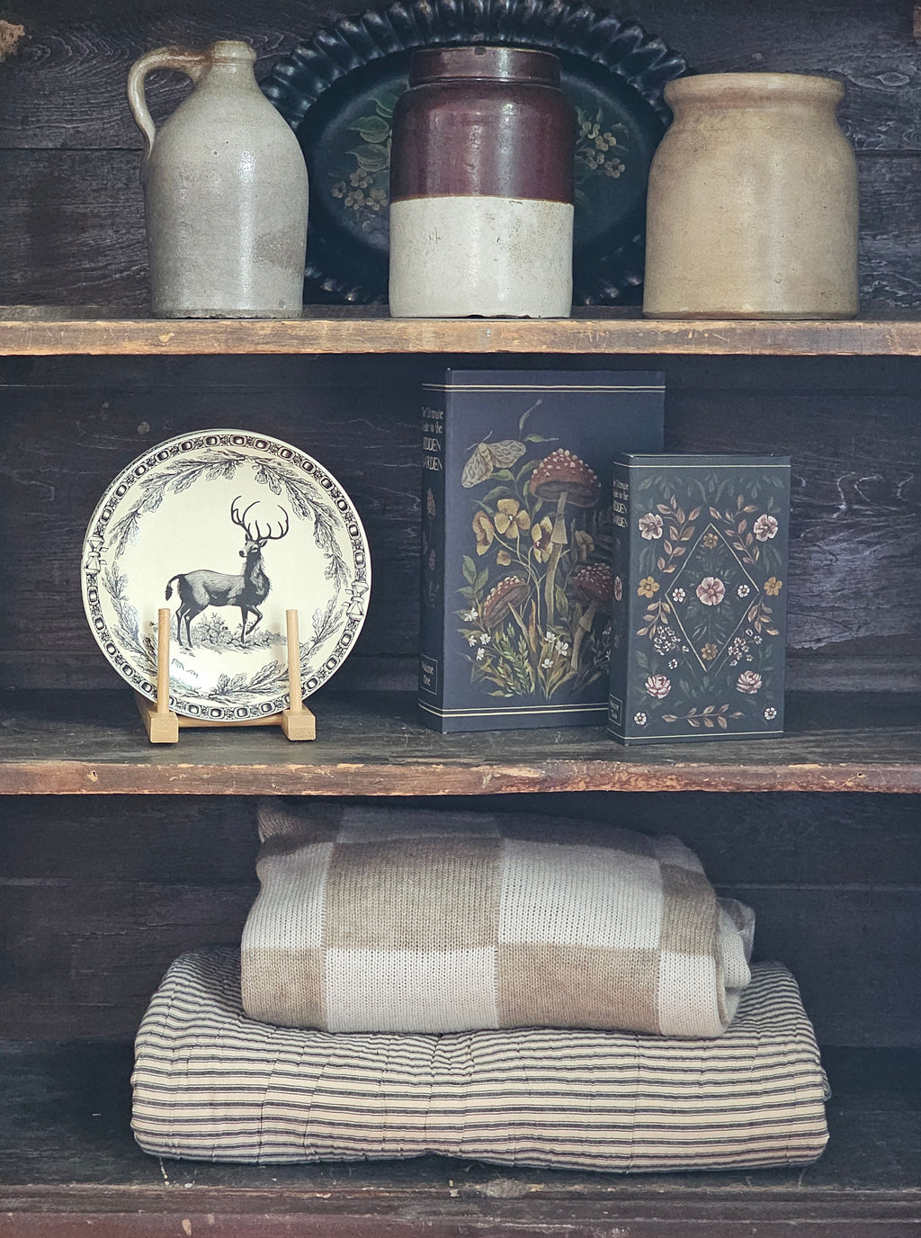 Hirsch-Teller im Vintage-Stil